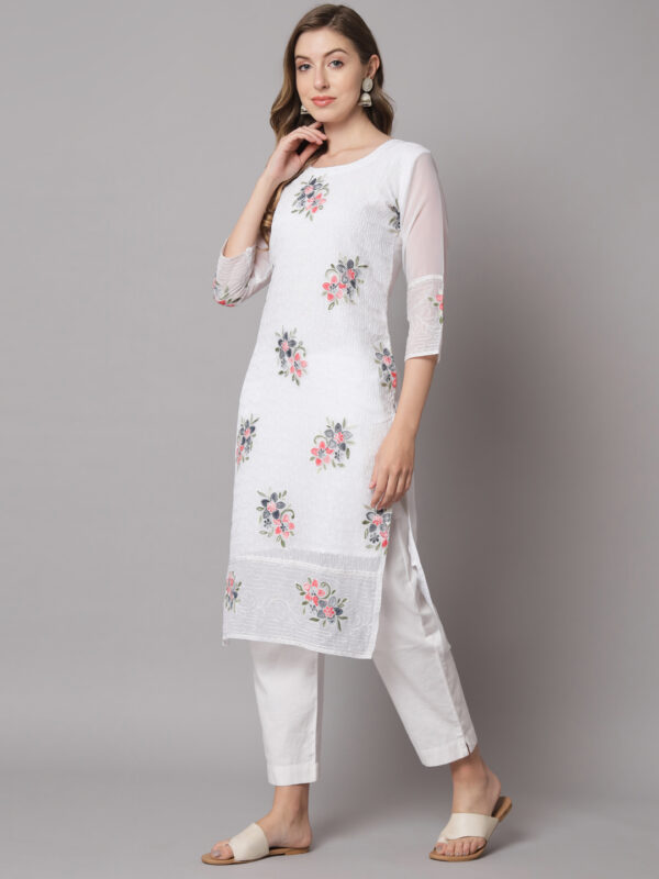 women straight White kurta