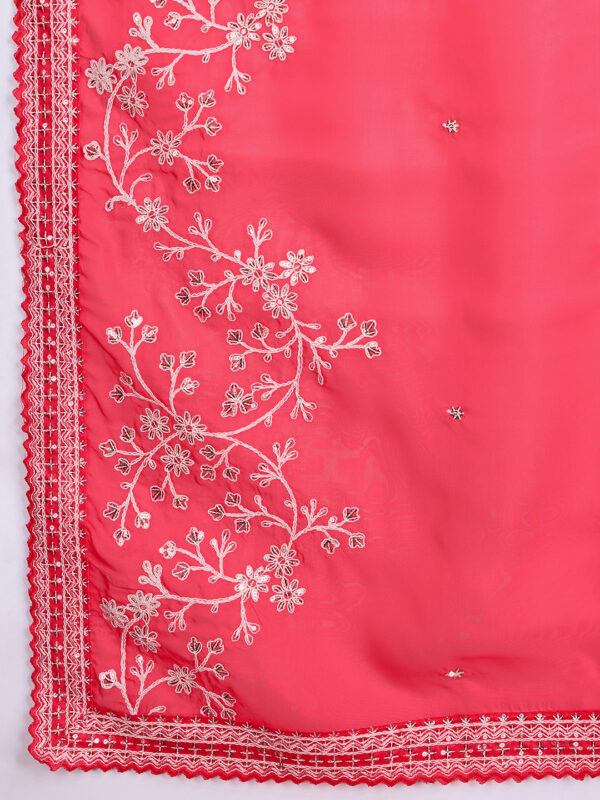 Sofisty Women Embroidered Saree